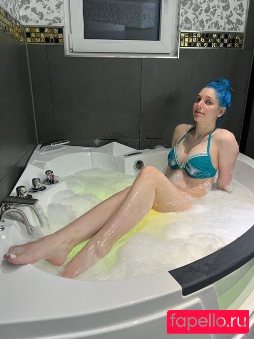 BloodyNyuu Onlyfans Photo Gallery 