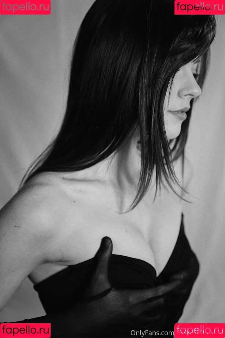 oliviawildinfree Onlyfans Photo Gallery 