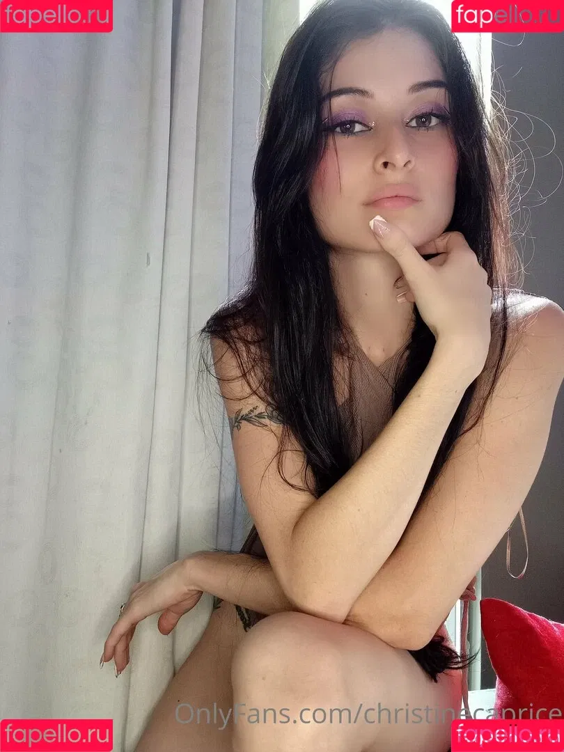 christinecaprice Onlyfans Photo Gallery 