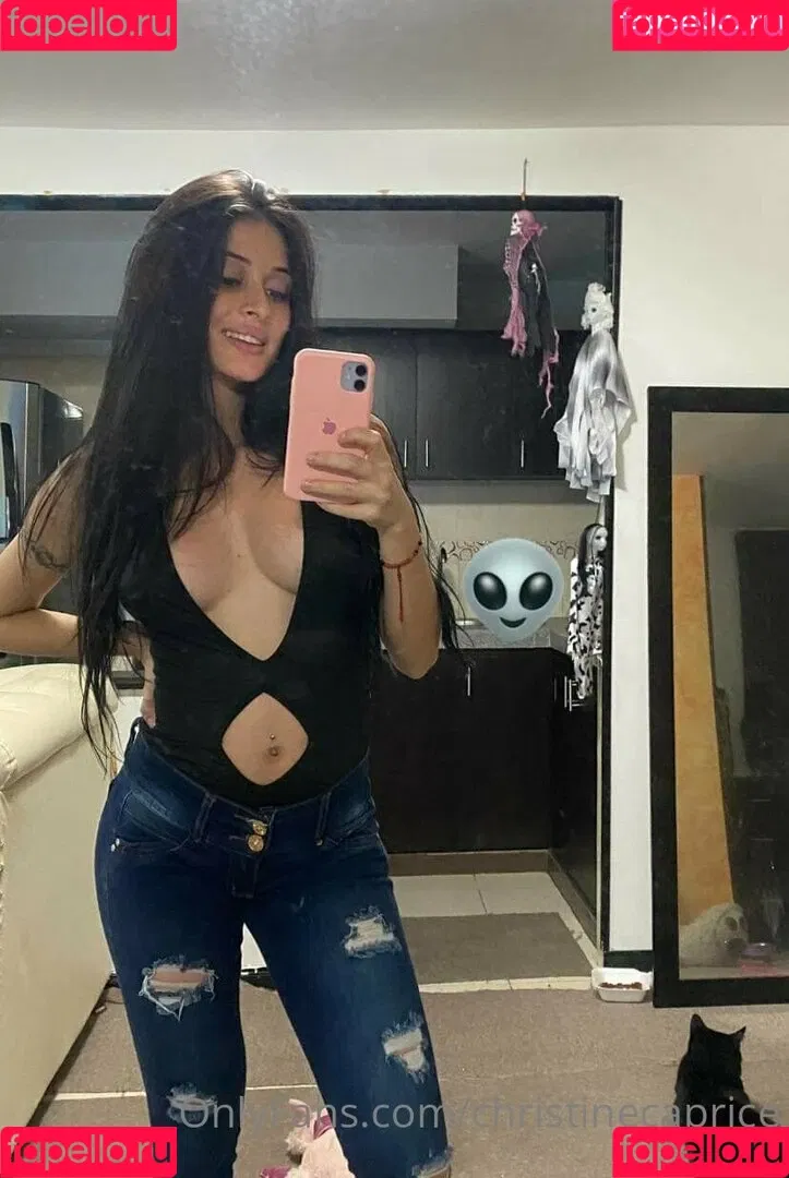 christinecaprice Onlyfans Photo Gallery 