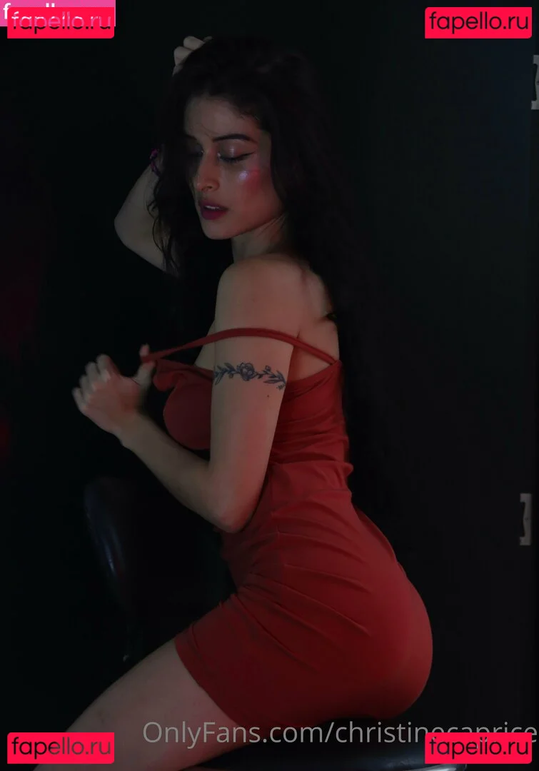 christinecaprice Onlyfans Photo Gallery 