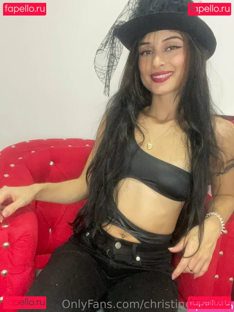 christinecaprice Onlyfans Photo Gallery 