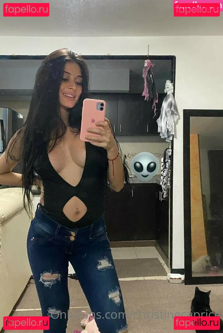 christinecaprice Onlyfans Photo Gallery 