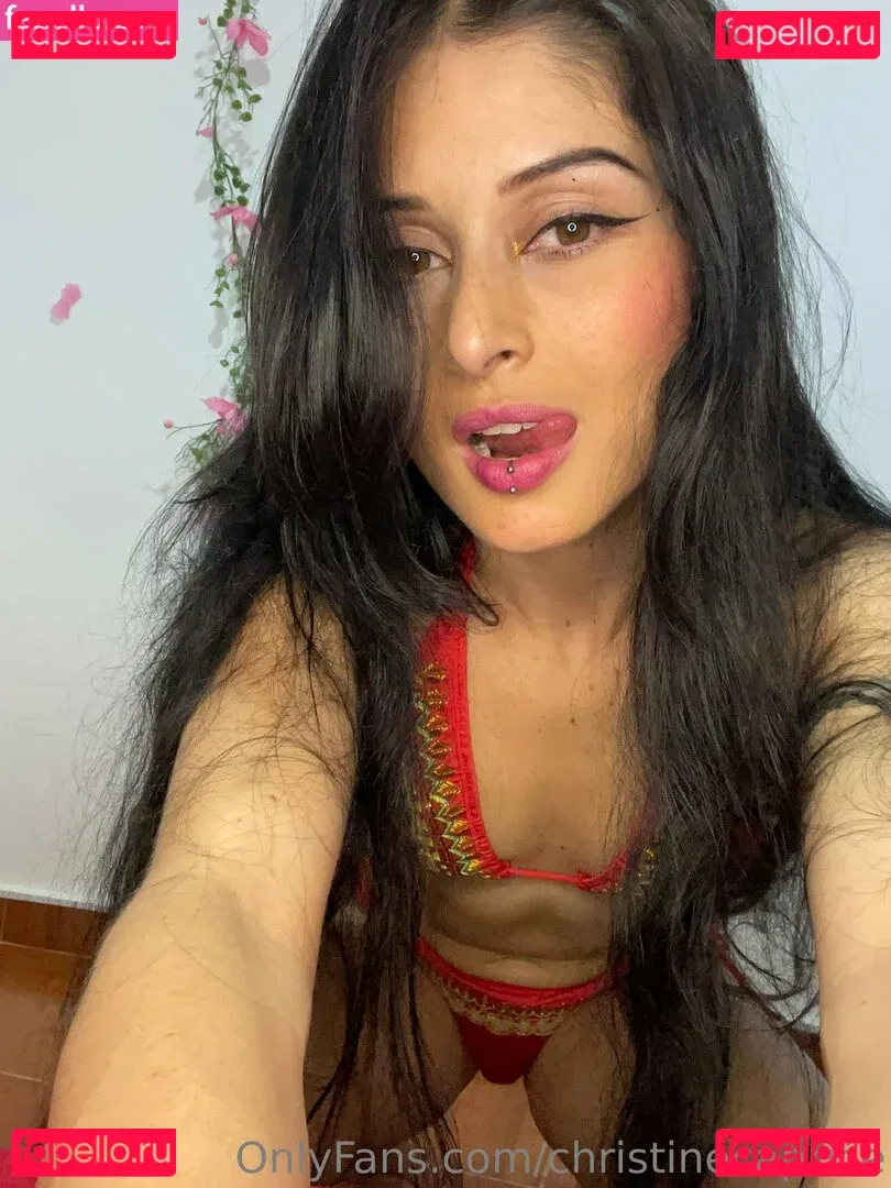 christinecaprice Onlyfans Photo Gallery 