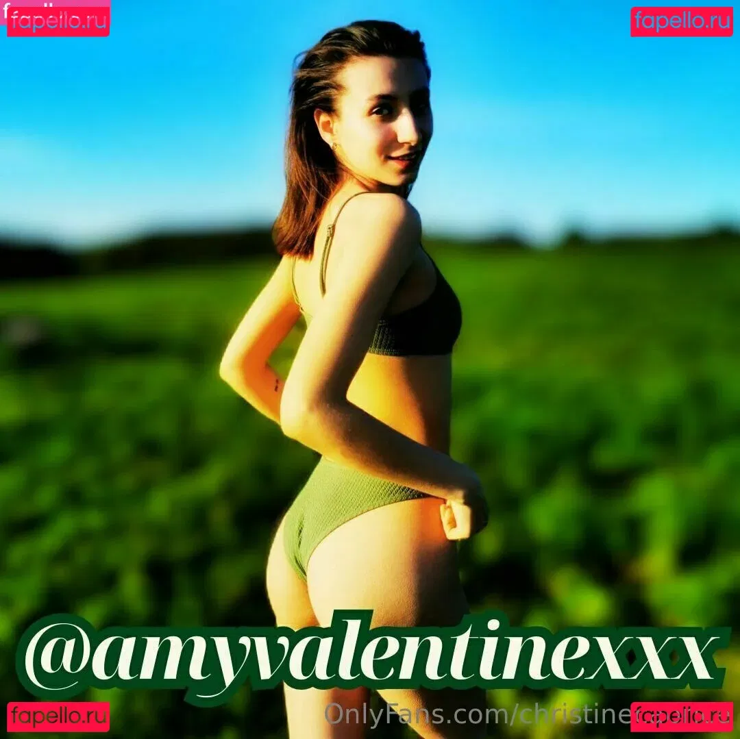 christinecaprice Onlyfans Photo Gallery 