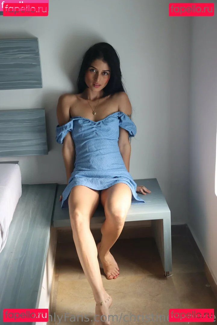 christinecaprice Onlyfans Photo Gallery 