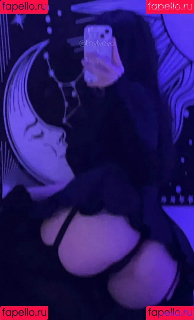 tinytvoya Onlyfans Photo Gallery 
