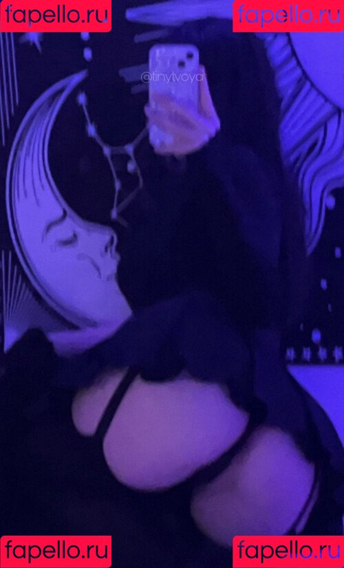 tinytvoya Onlyfans Photo Gallery 