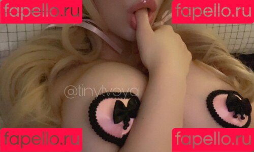 tinytvoya Onlyfans Photo Gallery 
