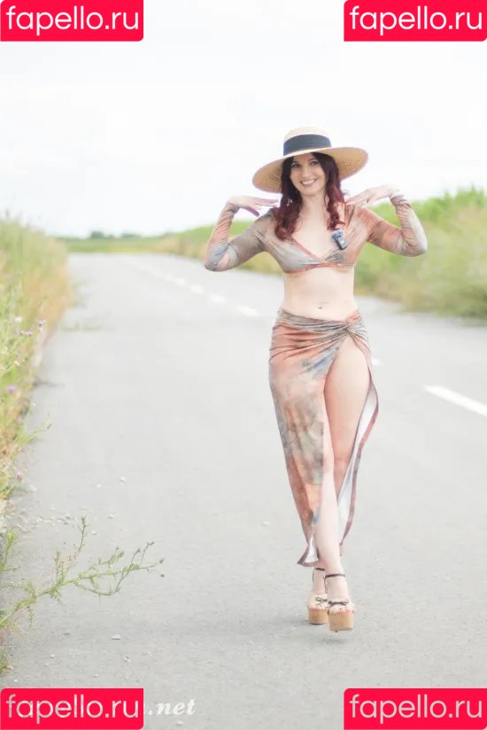 Jeny Smith Onlyfans Photo Gallery 