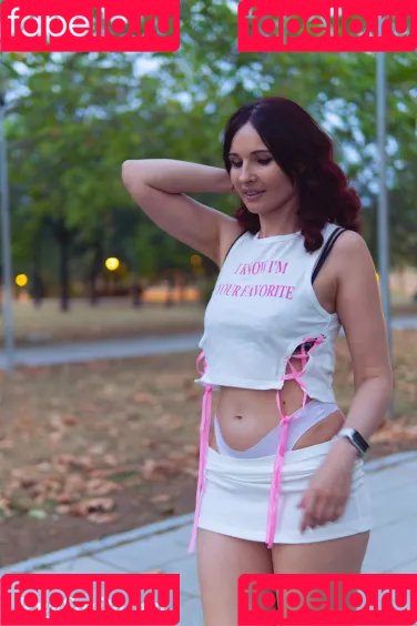 Jeny Smith Onlyfans Photo Gallery 