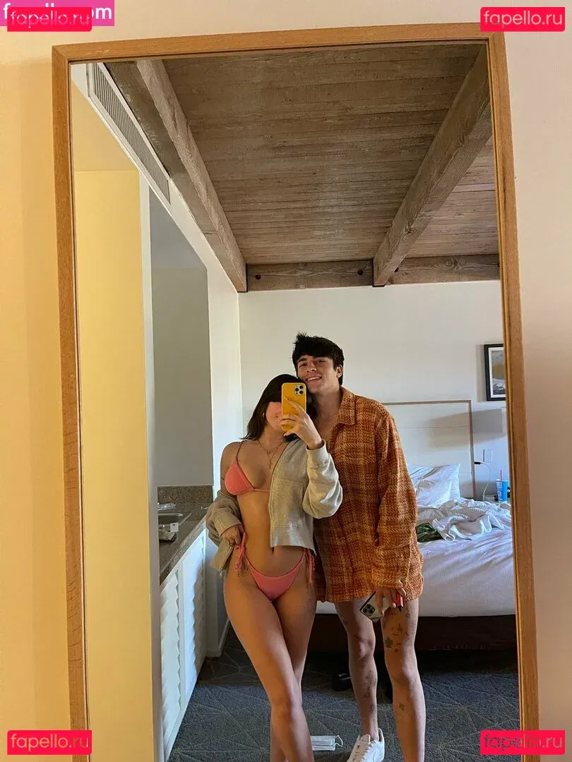 iloveyou Onlyfans Photo Gallery 