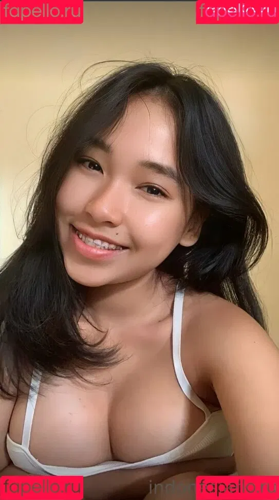 id_babygirl Onlyfans Photo Gallery 