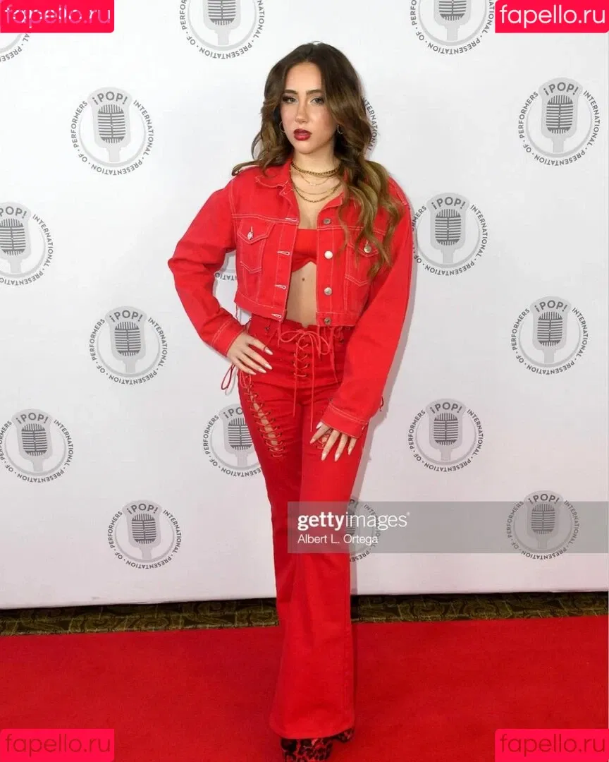 Ava Kolker Onlyfans Photo Gallery 