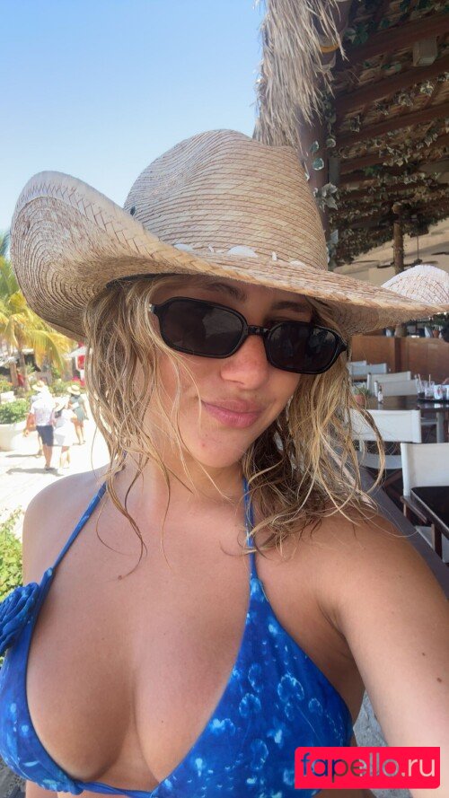 Ava Kolker Onlyfans Photo Gallery 