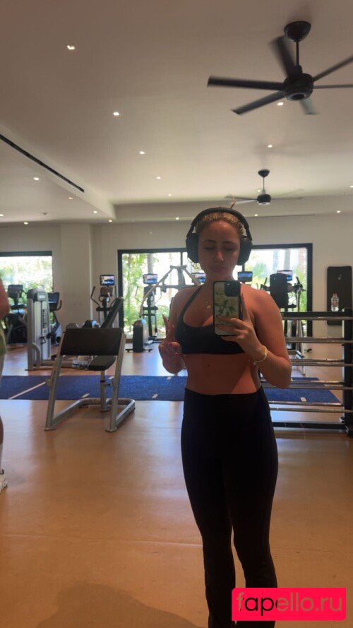 Ava Kolker Nude Onlyfans Photo 32