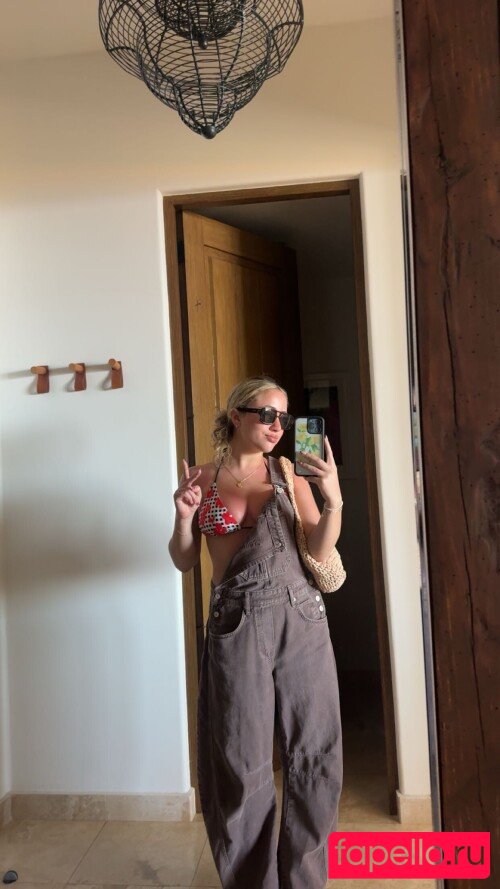 Ava Kolker Nude Onlyfans Photo 28