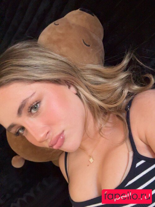 Ava Kolker Nude Onlyfans Photo 5