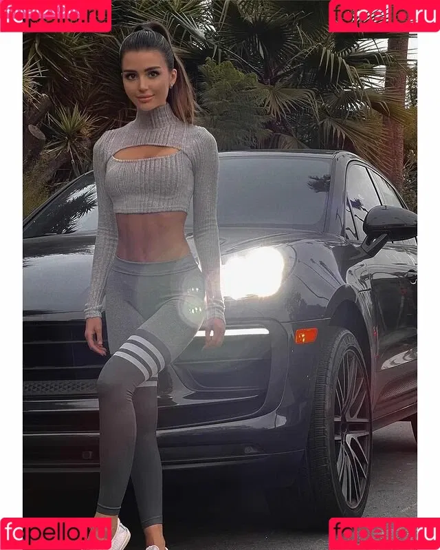 Coco Nadia Onlyfans Photo Gallery 