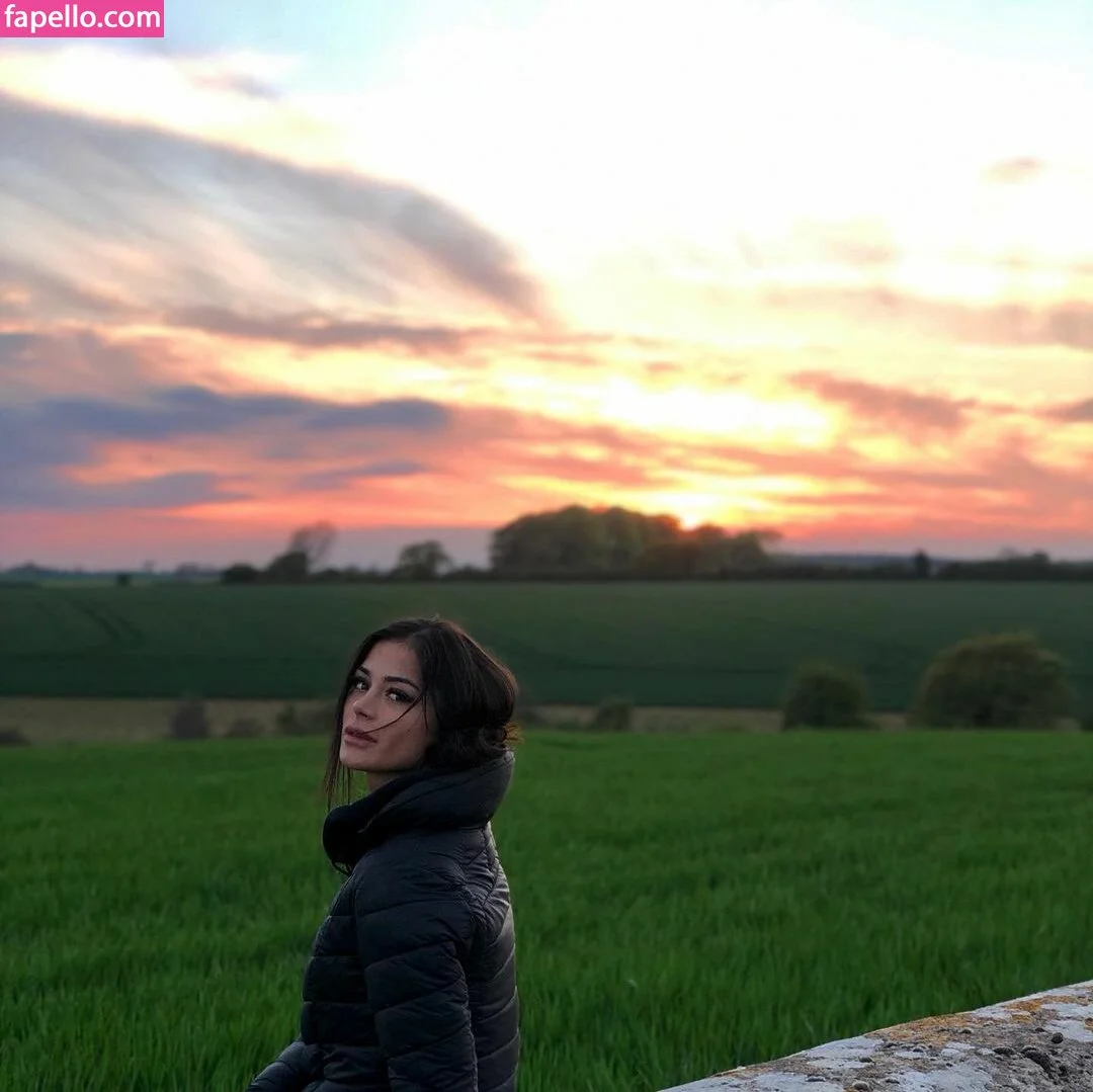 Sandra Dziwiszek Onlyfans Photo Gallery 