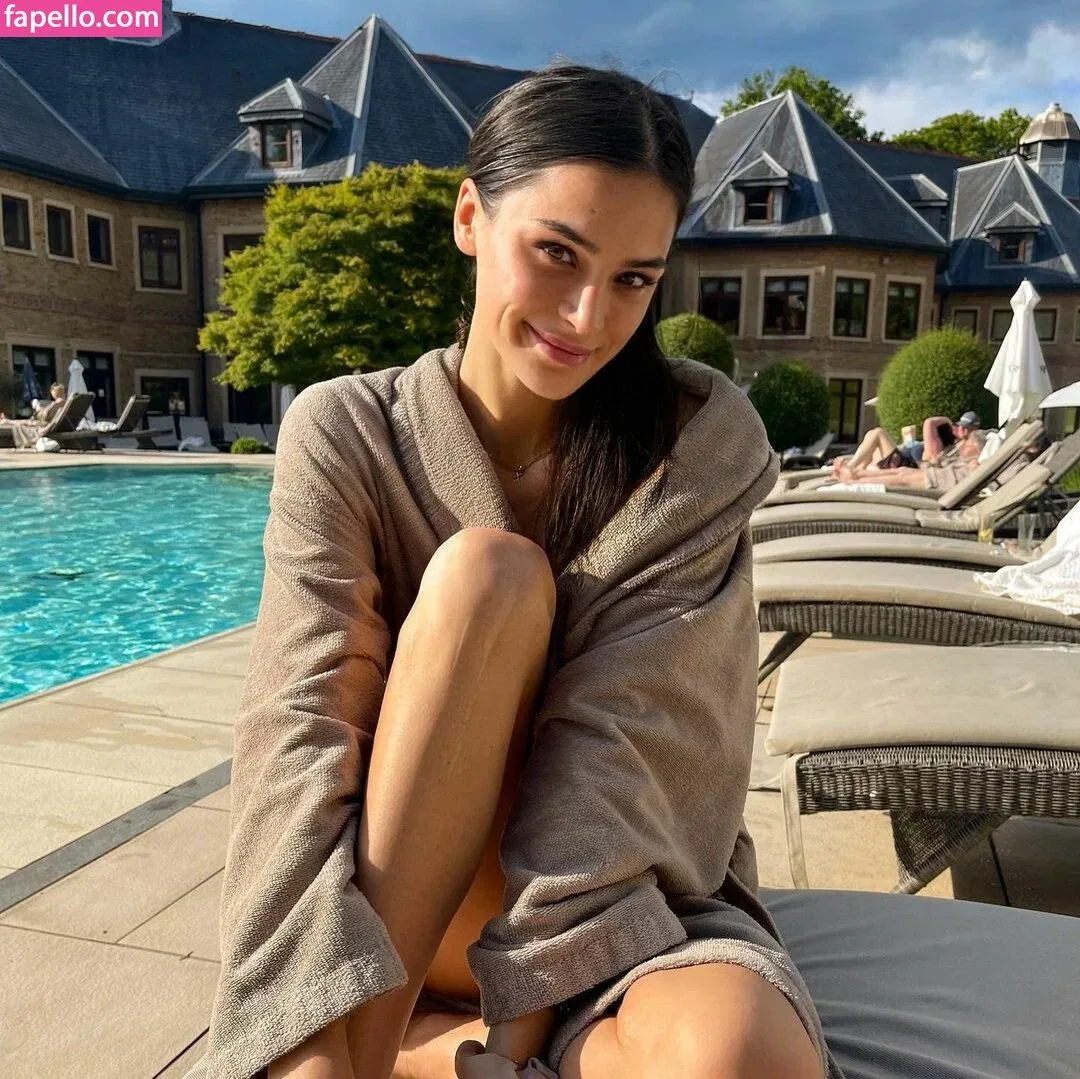 Sandra Dziwiszek Onlyfans Photo Gallery 