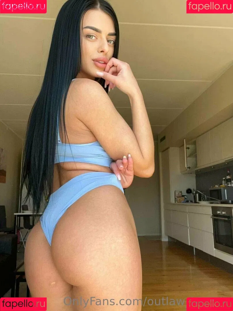 outlaw_blonde Onlyfans Photo Gallery 