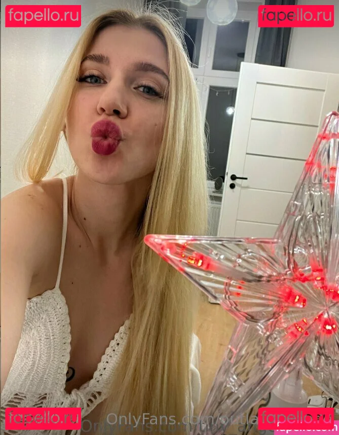 outlaw_blonde Onlyfans Photo Gallery 