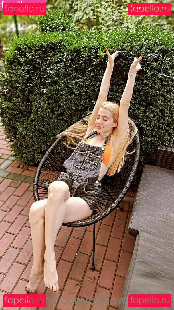 outlaw_blonde Onlyfans Photo Gallery 