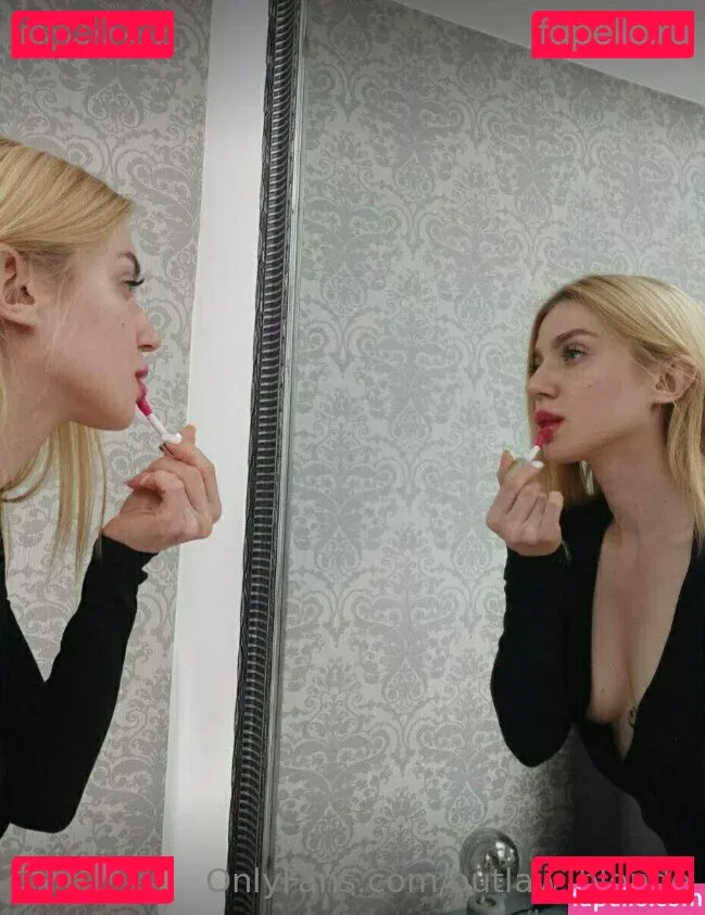 outlaw_blonde Onlyfans Photo Gallery 