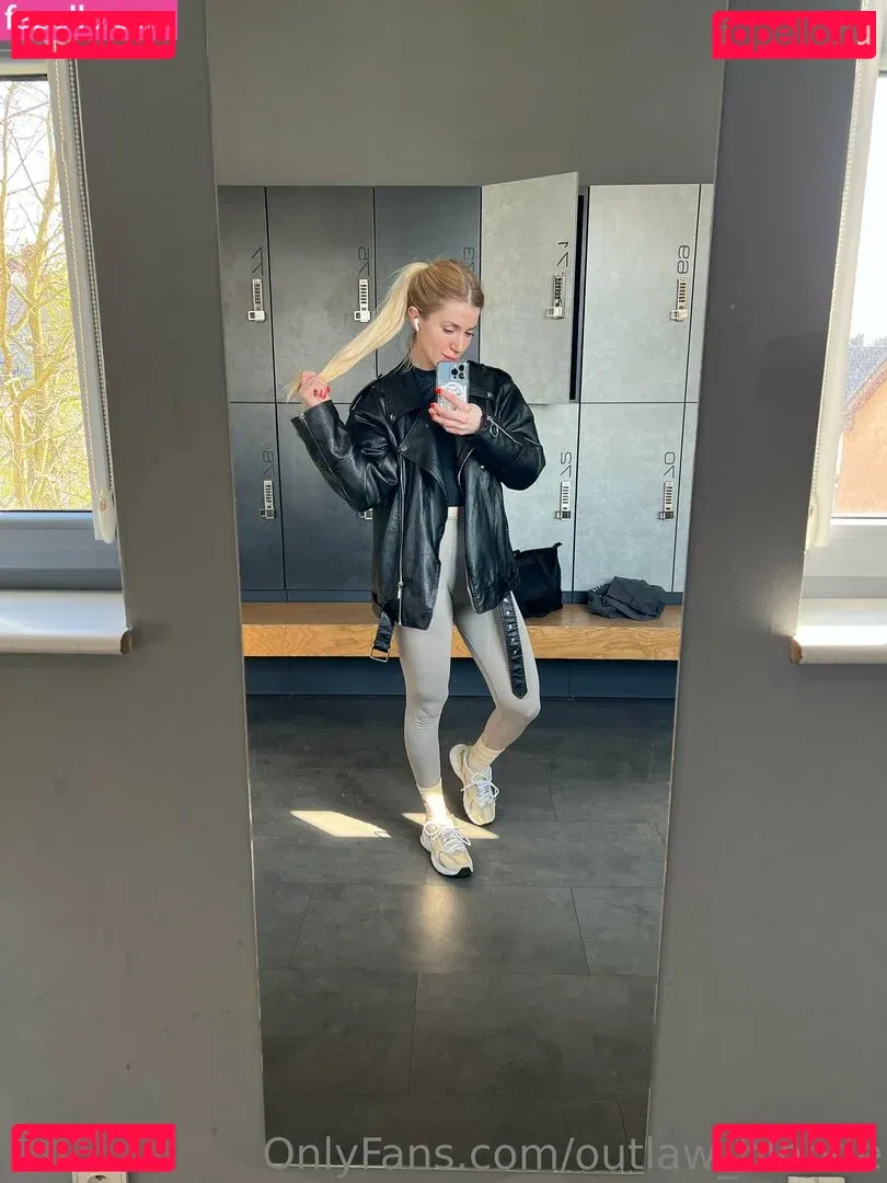 outlaw_blonde Onlyfans Photo Gallery 