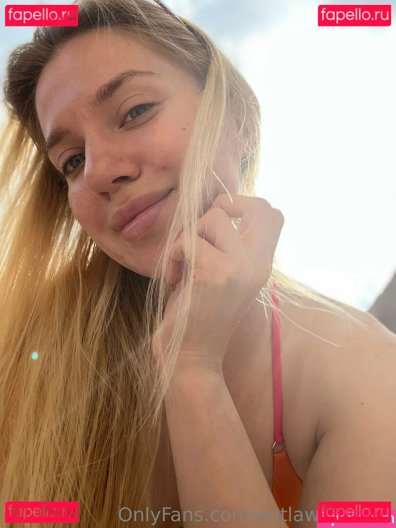 outlaw_blonde Onlyfans Photo Gallery 