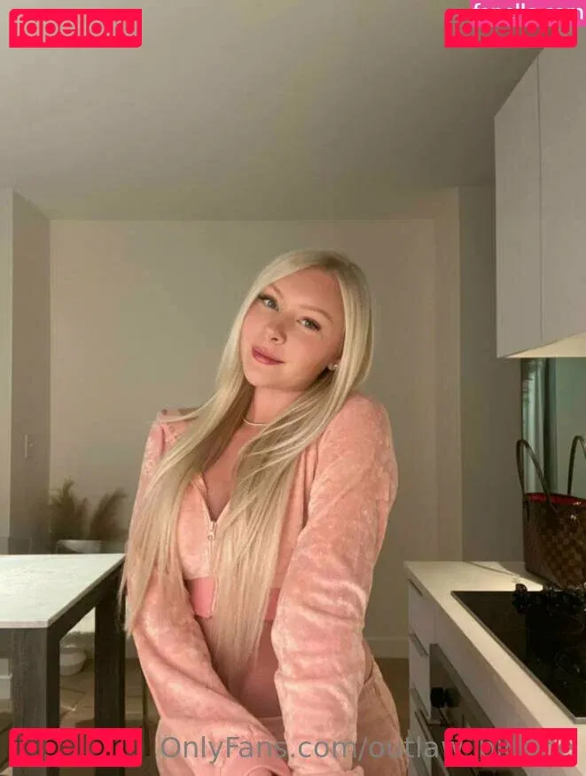 outlaw_blonde Onlyfans Photo Gallery 