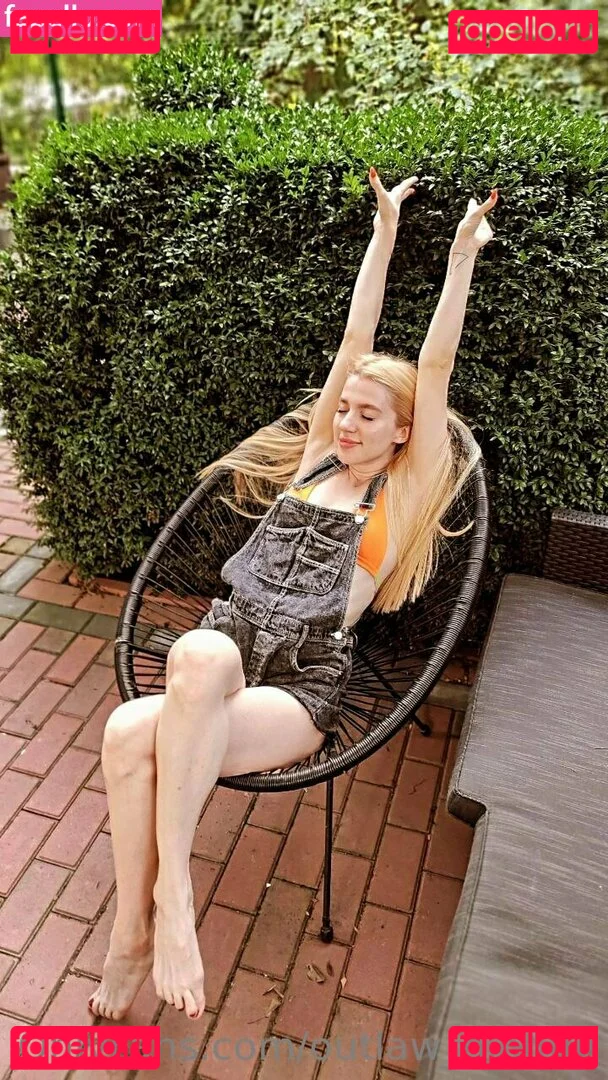 outlaw_blonde Onlyfans Photo Gallery 