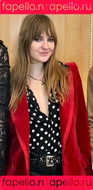 Victoria De Angelis Onlyfans Photo Gallery 