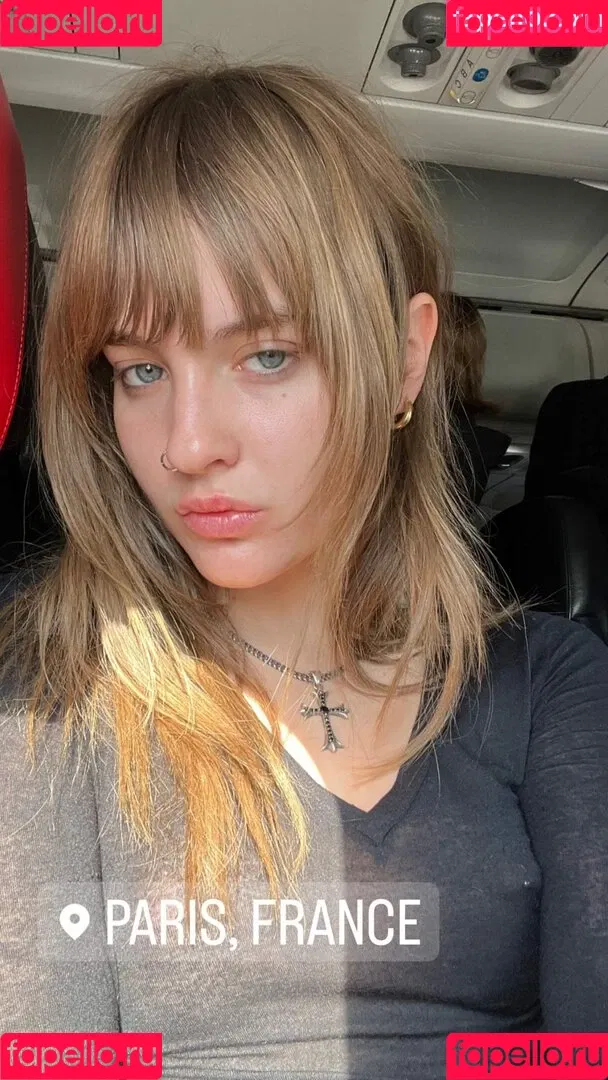 Victoria De Angelis Onlyfans Photo Gallery 