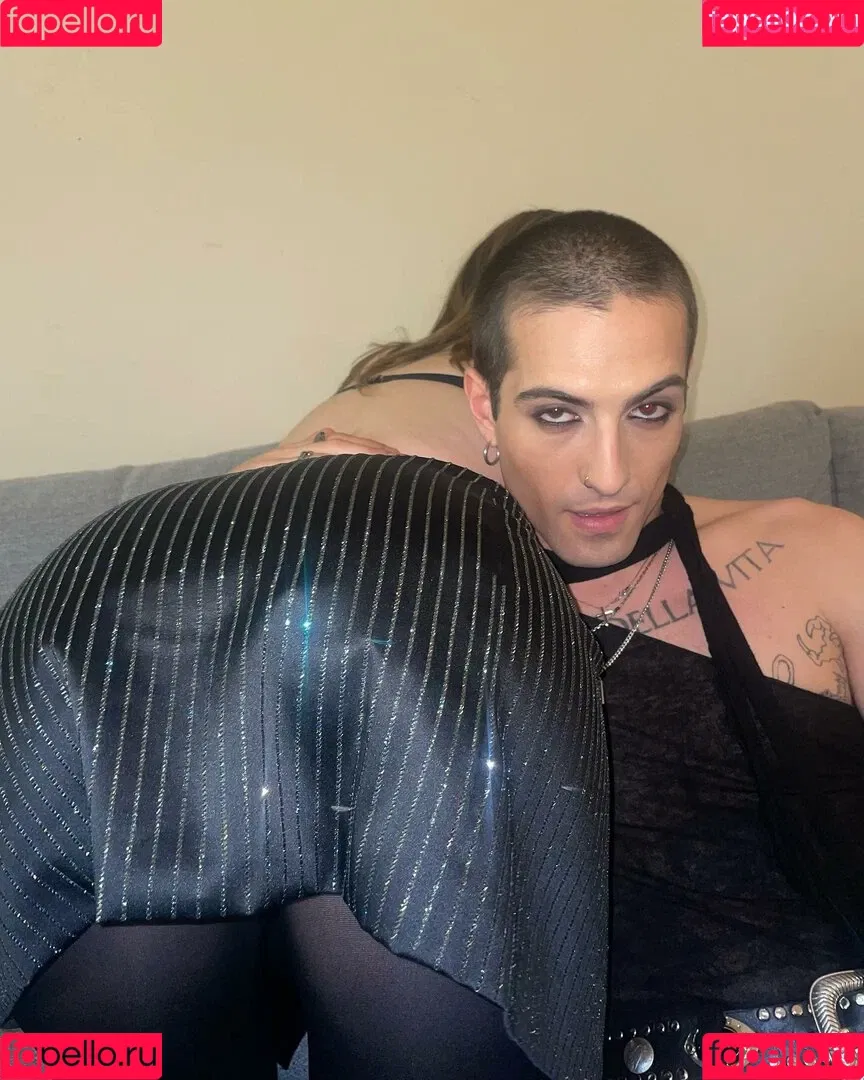 Victoria De Angelis Onlyfans Photo Gallery 