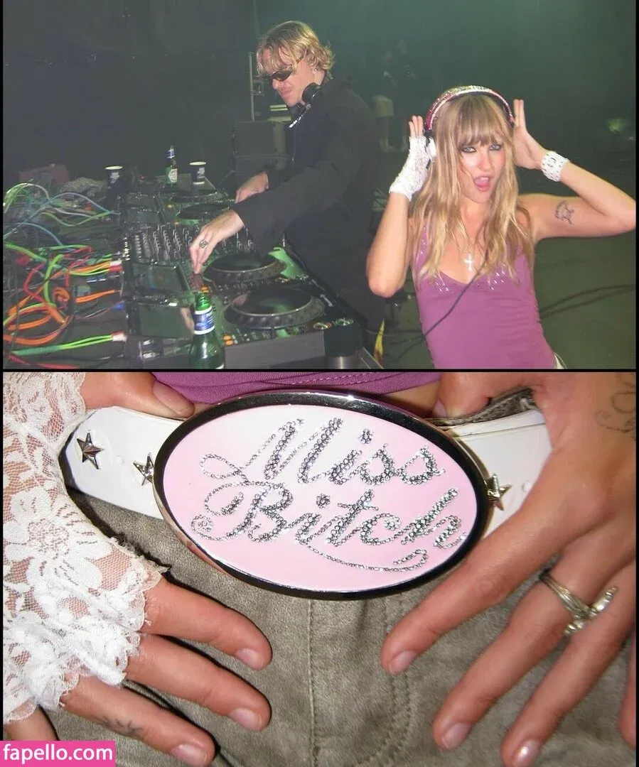 Victoria De Angelis Onlyfans Photo Gallery 