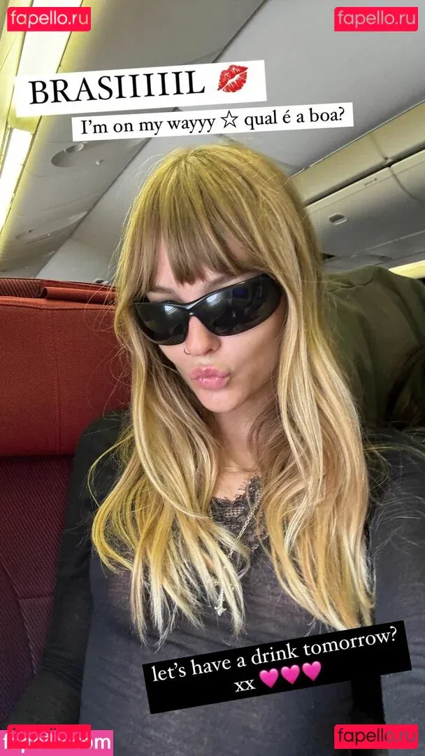 Victoria De Angelis Onlyfans Photo Gallery 