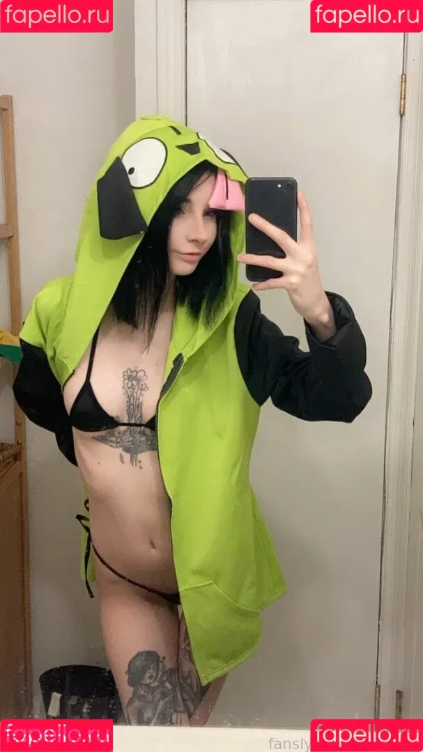 Rengekko Cosplay Onlyfans Photo Gallery 