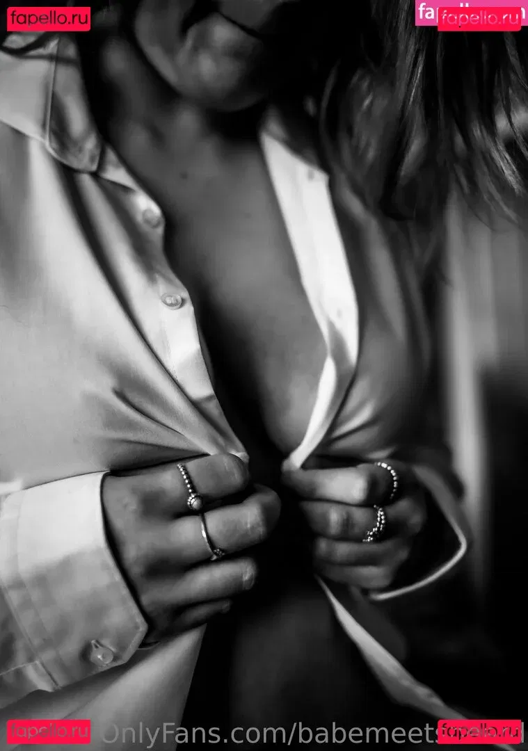 babemeetsbeard Onlyfans Photo Gallery 