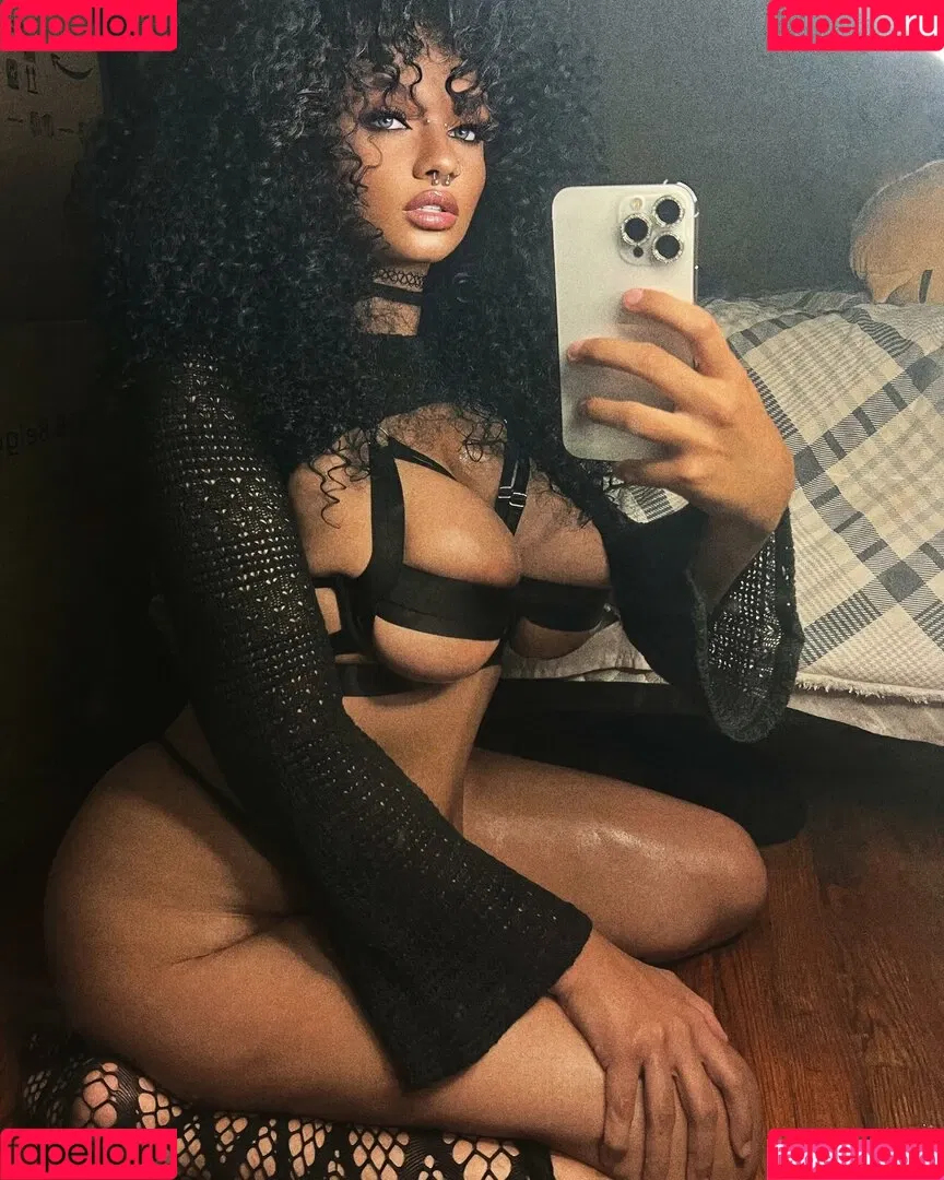 Aquariusdreamz Onlyfans Photo Gallery 