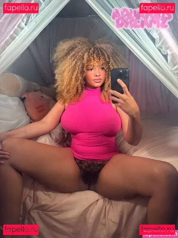 Aquariusdreamz Onlyfans Photo Gallery 