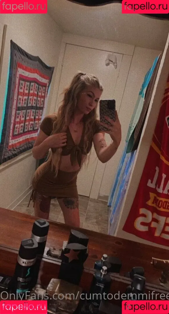cumtodemmifree Onlyfans Photo Gallery 