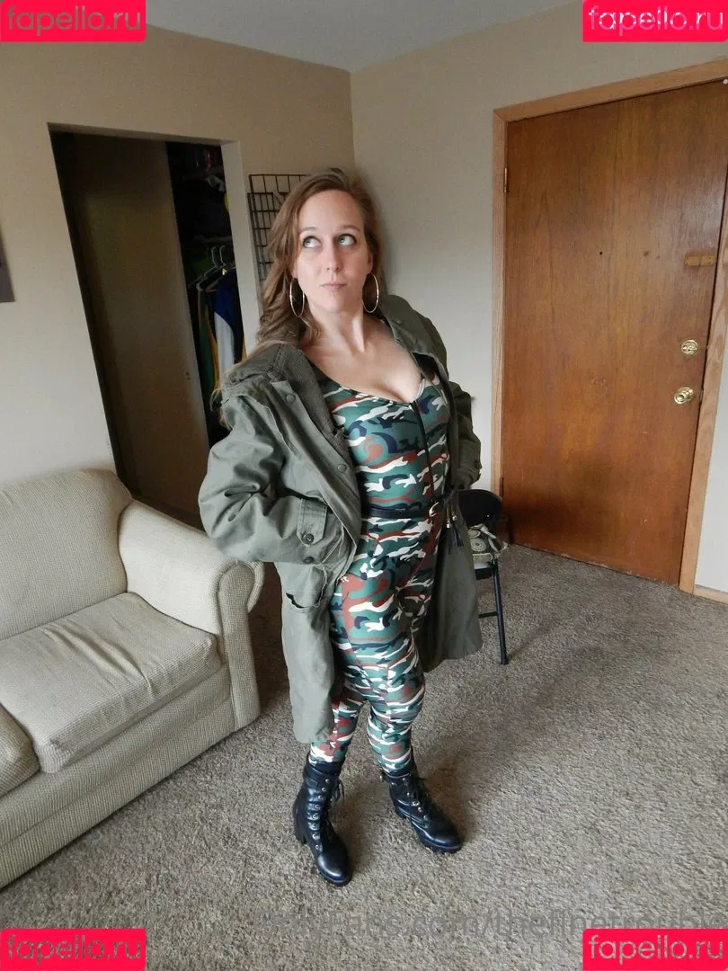 Thefinetrouble Cosplay Onlyfans Photo Gallery 