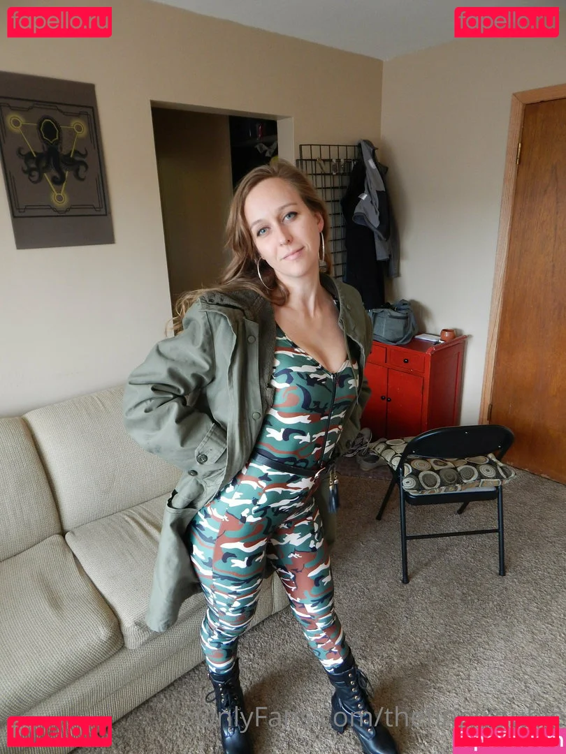 Thefinetrouble Cosplay Onlyfans Photo Gallery 