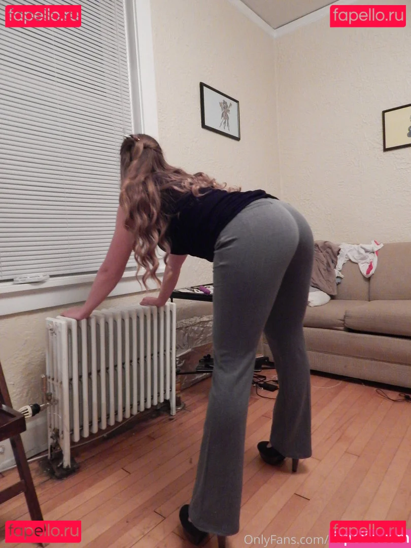 Thefinetrouble Cosplay Onlyfans Photo Gallery 