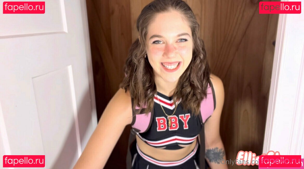Ellie Skyes Nude Onlyfans Photo 46