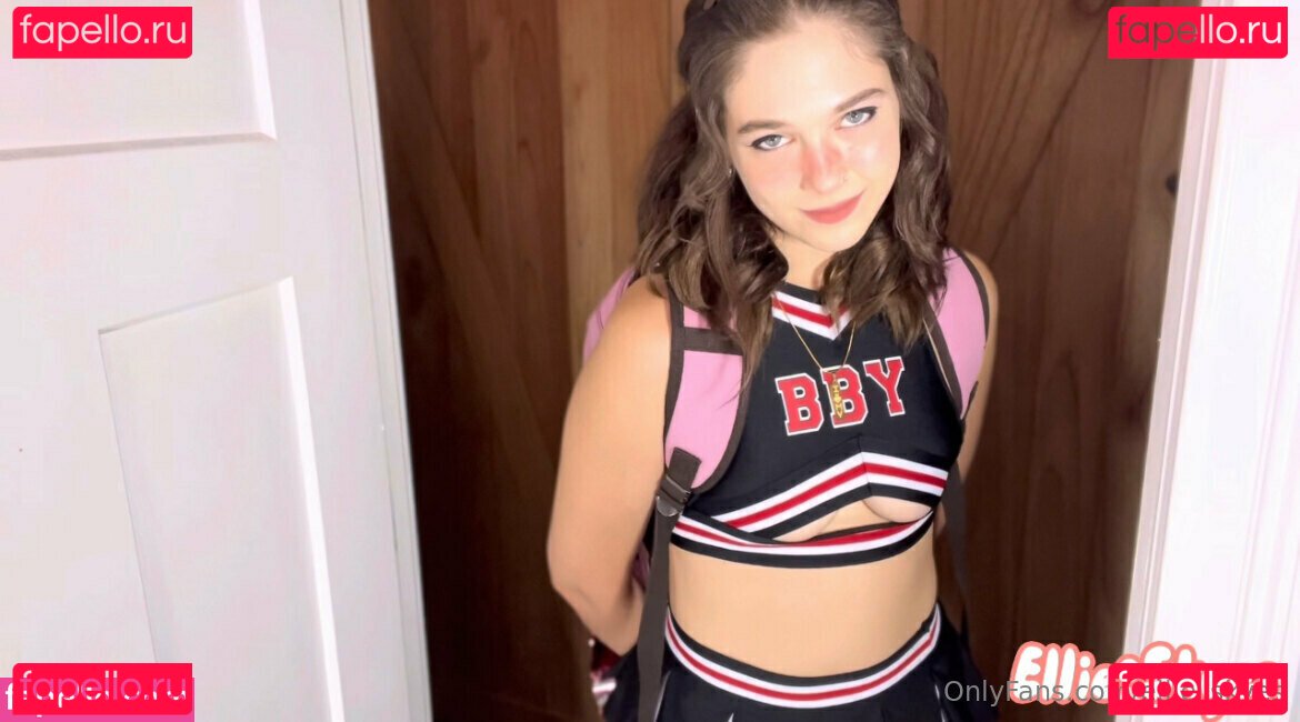 Ellie Skyes Nude Onlyfans Photo 23