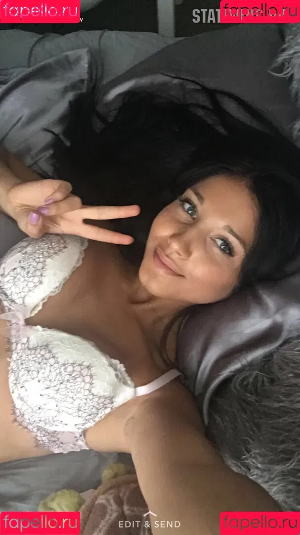 Madelyn Karoub Onlyfans Photo Gallery 