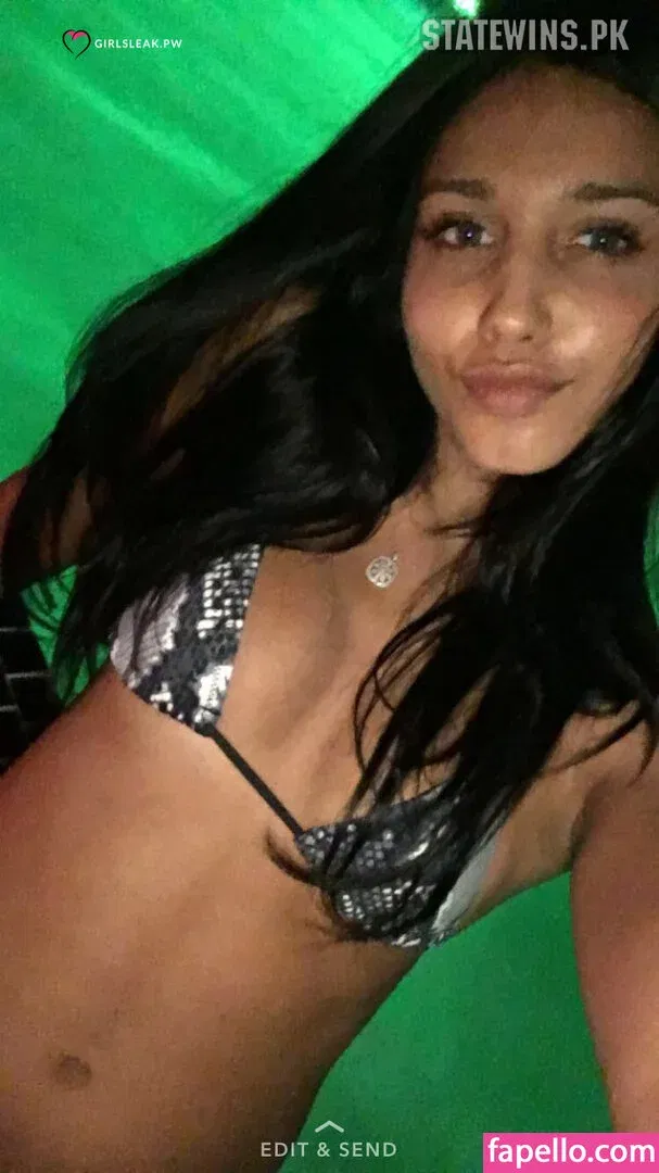 Madelyn Karoub Onlyfans Photo Gallery 